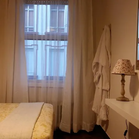 Muralla Romana Bed and Breakfast